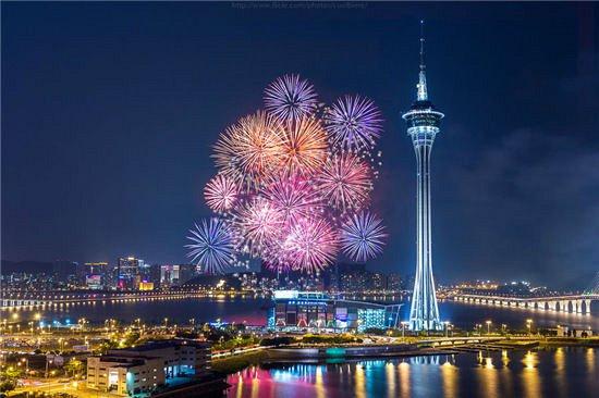 澳门，东西方文化交融的璀璨明珠奥门特马特资料2025