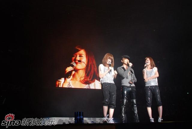 澳门6月演唱会视频播放大全，精彩瞬间全回顾2021年6月澳门演唱会